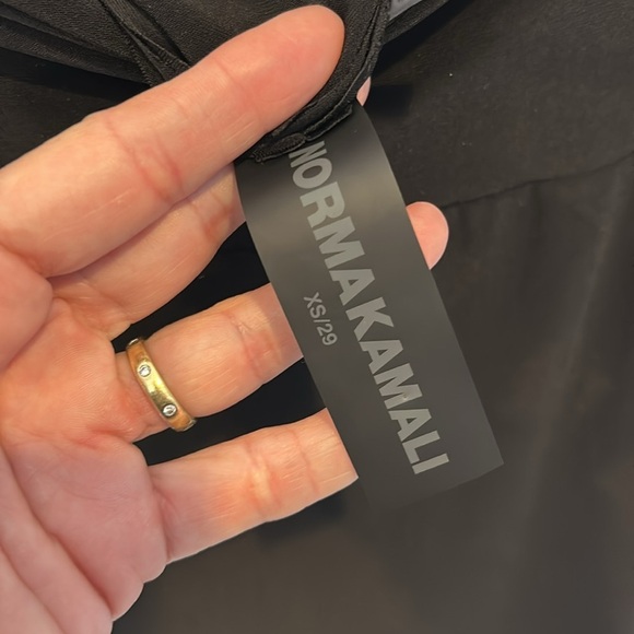 Normal Kamali Straight Knee Length Skirt - Picture 7 of 12